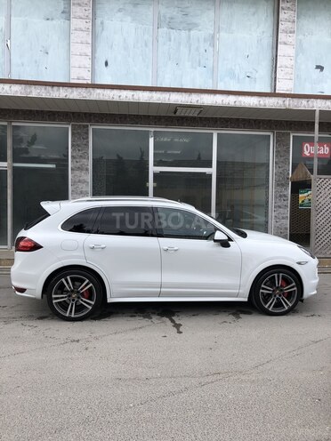 Porsche Cayenne GTS 2014, 70,000 km - 4.8 l - Bakı