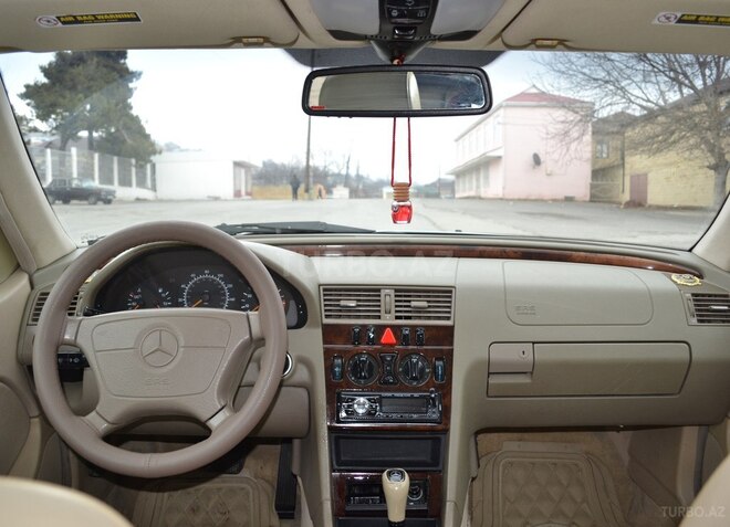 Mercedes C 230 2000, 350,000 km - 2.3 l - Bakı