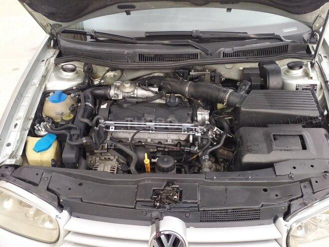 Volkswagen Golf 2004, 489,677 km - 1.9 l - Bakı