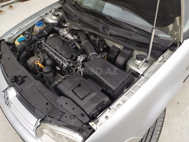 Volkswagen Golf 2004, 489,677 km - 1.9 l - Bakı
