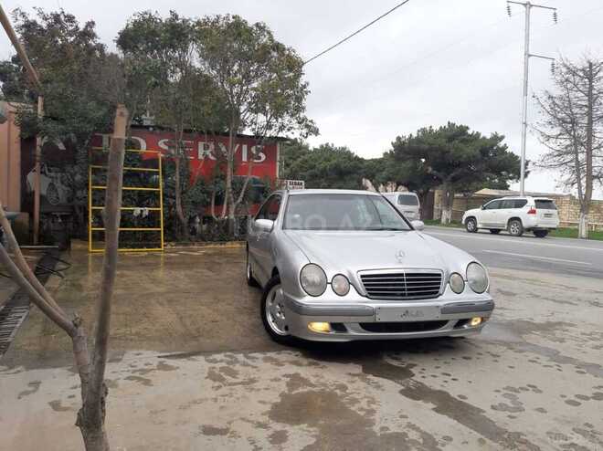 Mercedes E 270 2001, 240,000 km - 2.7 л - Bakı