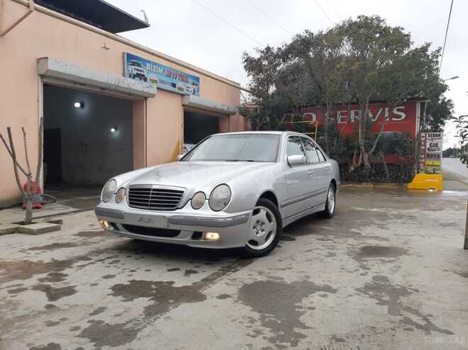 Mercedes E 270 2001, 240,000 km - 2.7 л - Bakı