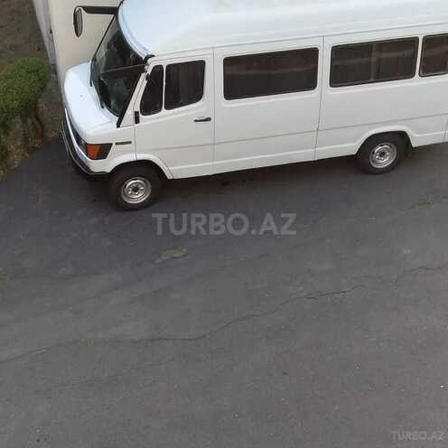 Mercedes 208 D 1993, 555,555 km - 2.9 l - Zaqatala