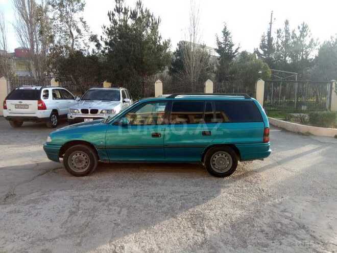 Opel Astra 1995, 269,000 km - 1.6 l - Xırdalan