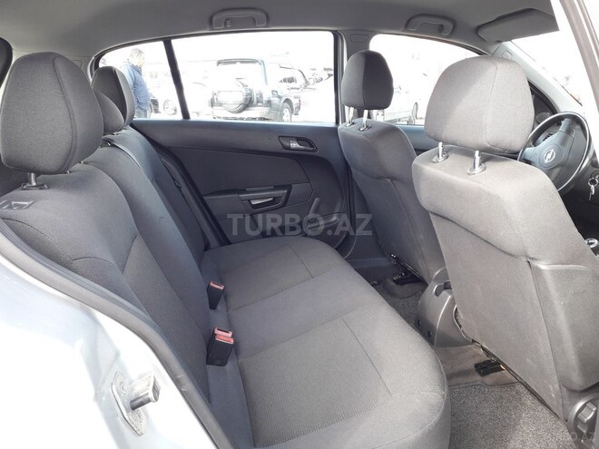 Opel Astra 2009, 212,000 km - 1.4 l - Sumqayıt