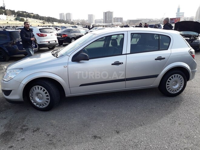 Opel Astra 2009, 212,000 km - 1.4 l - Sumqayıt