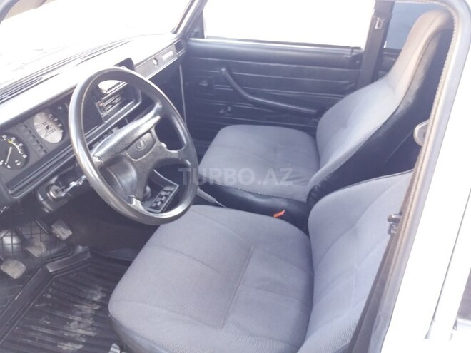 LADA (VAZ) 2107 2007, 106,000 km - 1.6 л - Ucar