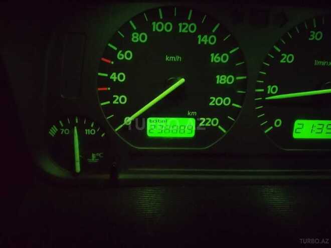 Volkswagen Vento 1998, 230,000 km - 1.8 l - Bakı