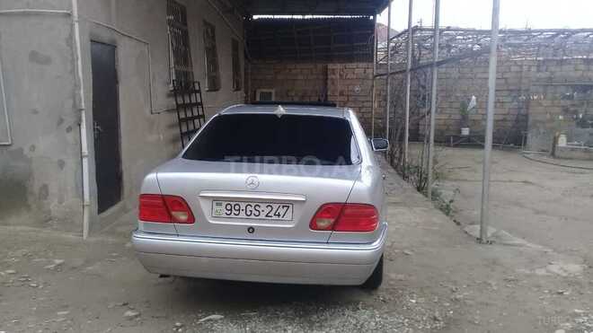 Mercedes E 200 1997, 258,000 km - 2.0 l - Bakı