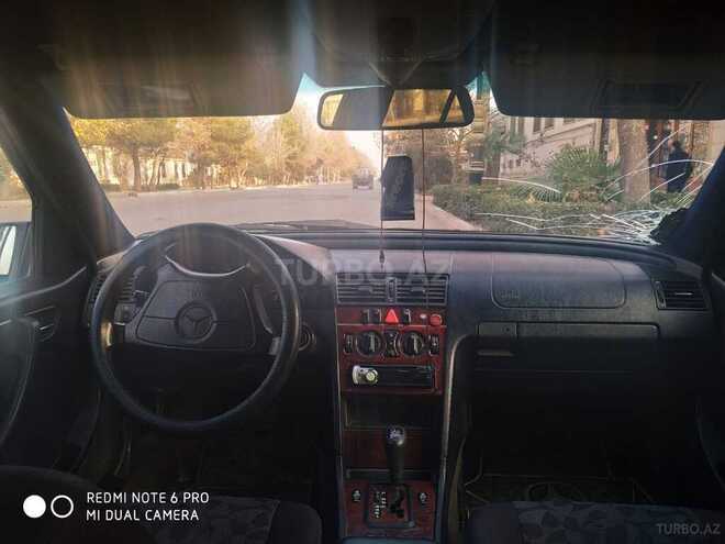 Mercedes C 180 1998, 250,000 km - 1.8 l - Yevlax