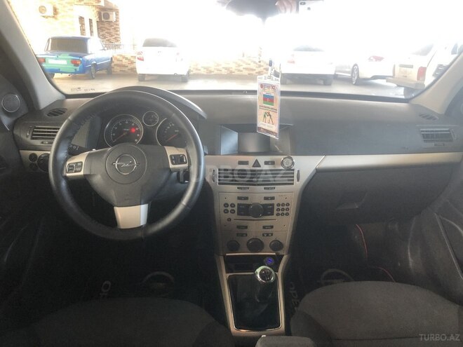 Opel Astra 2007, 205,000 km - 1.6 л - Gəncə
