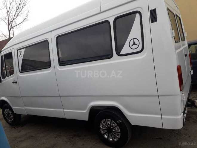 Mercedes 208 D 1994, 325,000 km - 2.3 l - Kürdəmir