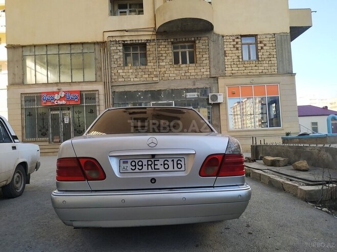 Mercedes E 240 1999, 501,000 km - 2.6 l - Bakı