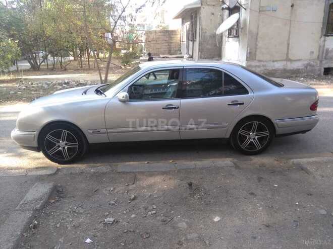 Mercedes E 240 1998, 371,000 km - 2.4 л - Şirvan