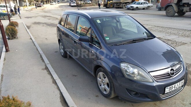 Opel Zafira 2010, 172,000 km - 1.9 l - Bakı