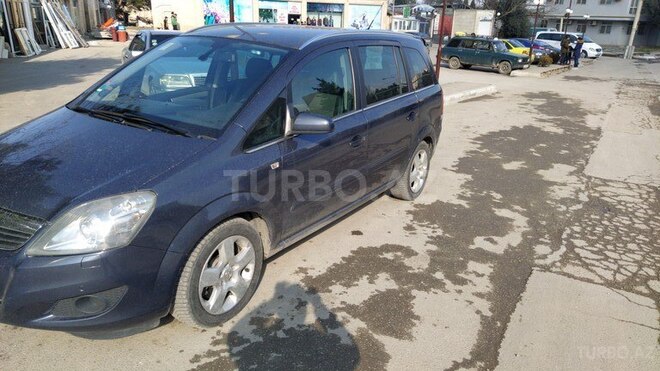 Opel Zafira 2010, 172,000 km - 1.9 l - Bakı