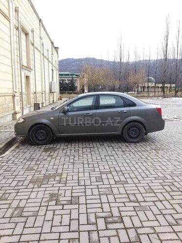 Daewoo Gentra 2014, 230,000 km - 1.5 l - Quba