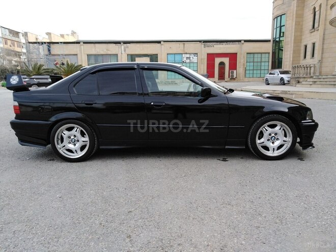 BMW 318 1993, 355,000 km - 1.8 l - Bakı