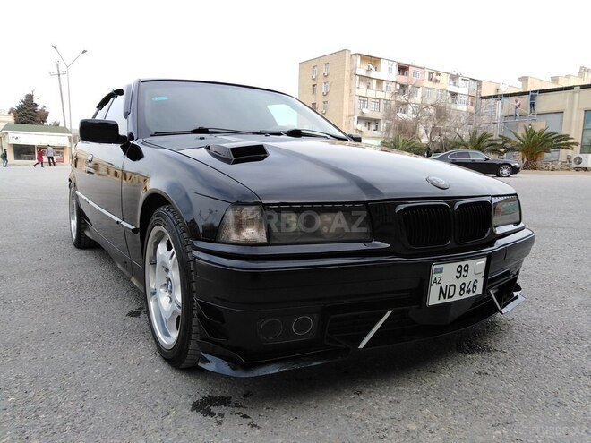 BMW 318 1993, 355,000 km - 1.8 l - Bakı