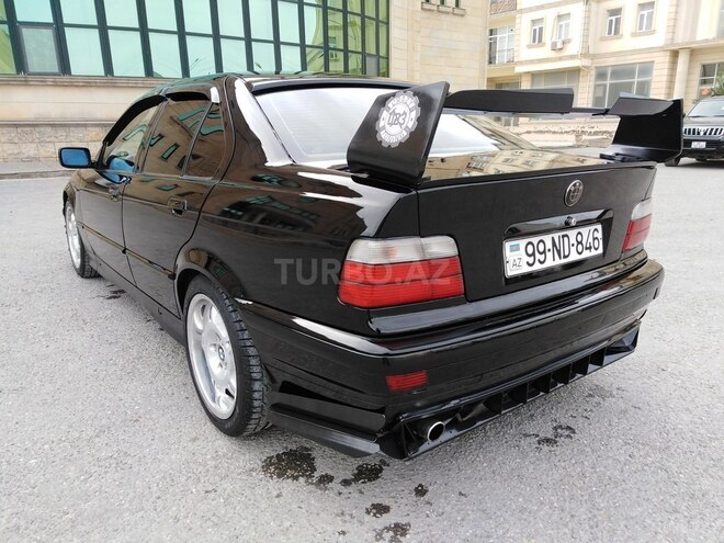 BMW 318 1993, 355,000 km - 1.8 l - Bakı