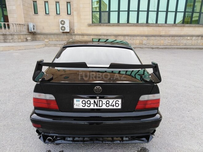 BMW 318 1993, 355,000 km - 1.8 l - Bakı