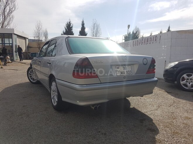 Mercedes C 240 2000, 221,378 km - 2.4 l - Bakı