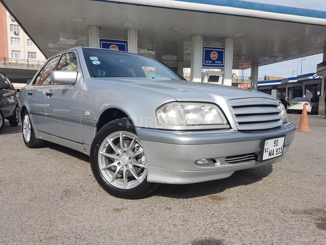 Mercedes C 240 2000, 221,378 km - 2.4 l - Bakı