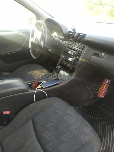 Mercedes C 180 2000, 390,000 km - 2.0 л - Bakı