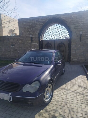 Mercedes C 180 2000, 390,000 km - 2.0 л - Bakı
