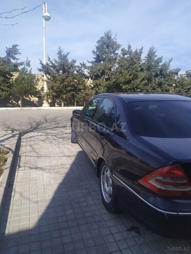 Mercedes C 180 2000, 390,000 km - 2.0 л - Bakı