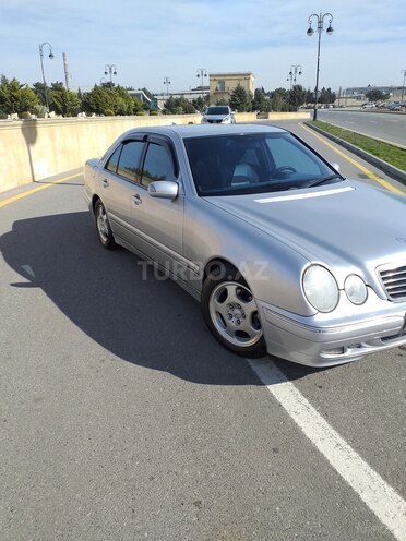 Mercedes E 220 2000, 475,000 km - 2.2 л - Bakı