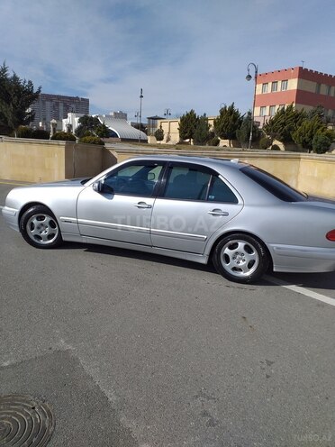 Mercedes E 220 2000, 475,000 km - 2.2 л - Bakı