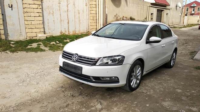 Volkswagen Passat 2012, 240,000 km - 1.8 l - Bakı