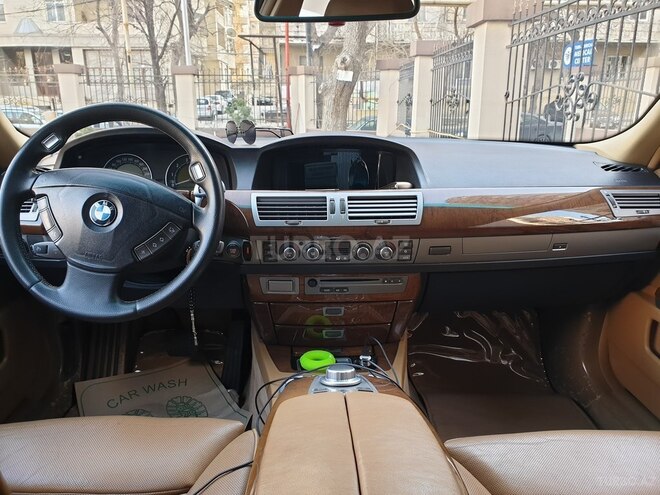 BMW 750 2005, 281,000 km - 4.8 l - Bakı