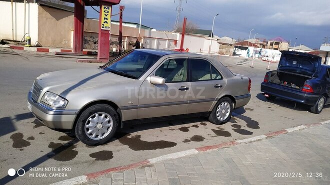 Mercedes C 220 1995, 285,000 km - 2.2 l - Sumqayıt