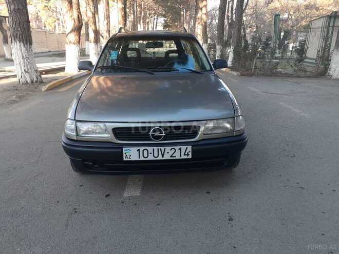 Opel Astra 1995, 228,000 km - 1.6 l - Sumqayıt