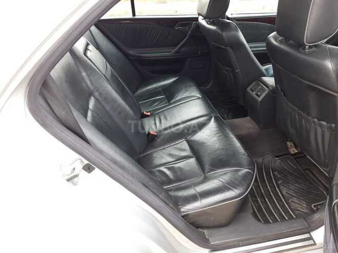 Mercedes E 220 2000, 390,000 km - 2.2 l - Bakı