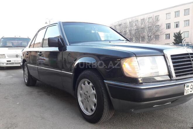 Mercedes E 200 1991, 256,200 km - 2.0 l - Bakı