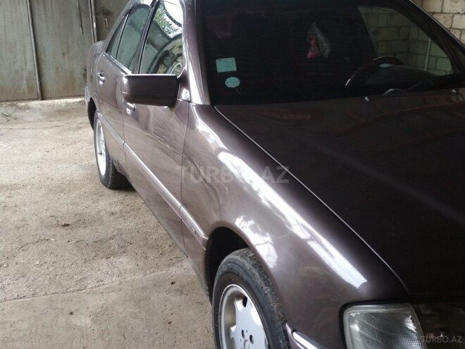 Mercedes C 220 1994, 558,000 km - 2.2 l - Quba