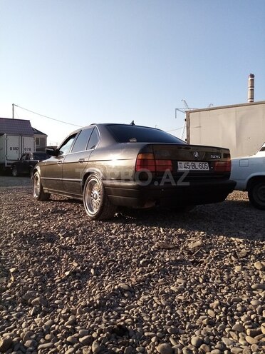BMW 525 1990, 230,000 km - 2.0 l - Mingəçevir