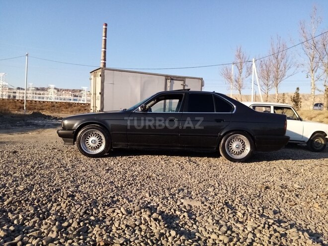 BMW 525 1990, 230,000 km - 2.0 l - Mingəçevir