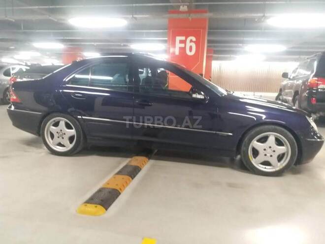 Mercedes C 200 2000, 237,000 km - 2.0 л - Gəncə