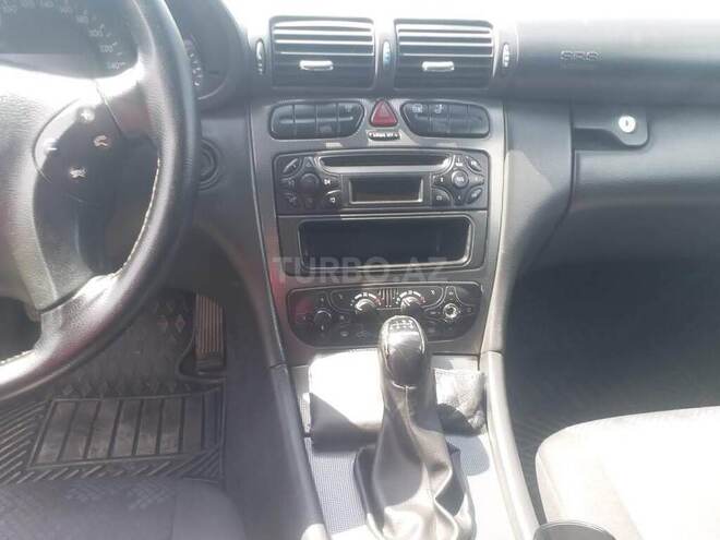 Mercedes C 200 2000, 237,000 km - 2.0 л - Gəncə