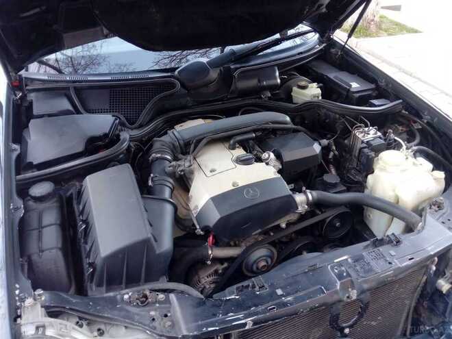 Mercedes E 200 1997, 246,000 km - 2.0 l - Sumqayıt
