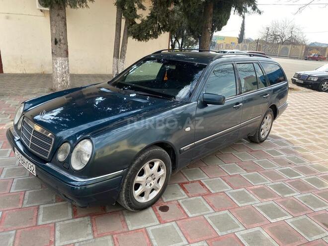 Mercedes E 240 1999, 287,655 km - 2.4 l - Bərdə