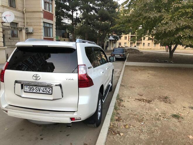 Toyota Prado 2012, 85,000 km - 2.7 l - Naftalan