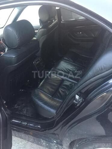 BMW 523 1999, 326,000 km - 2.5 l - Bakı