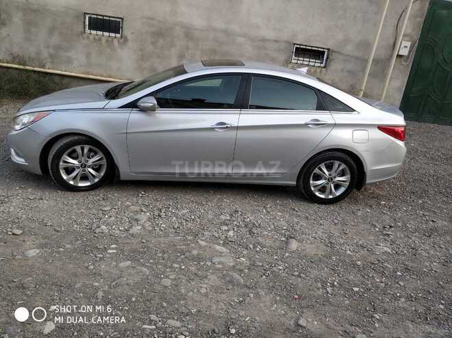 Hyundai Sonata 2012, 130,000 km - 2.4 l - Quba