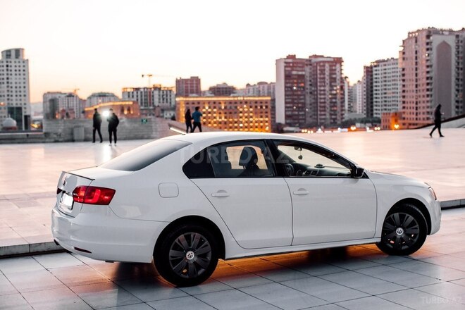 Volkswagen Jetta 2012, 224,342 km - 2.0 l - Bakı