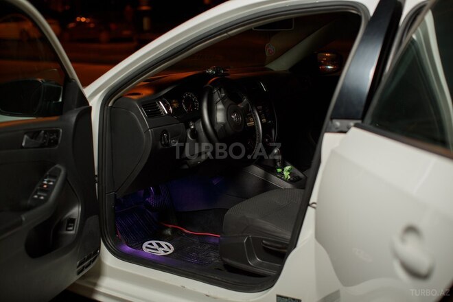 Volkswagen Jetta 2012, 224,342 km - 2.0 l - Bakı